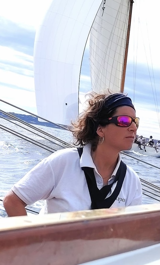 CECILE POUJOL – NAVIGATRICE AU LONG COURS